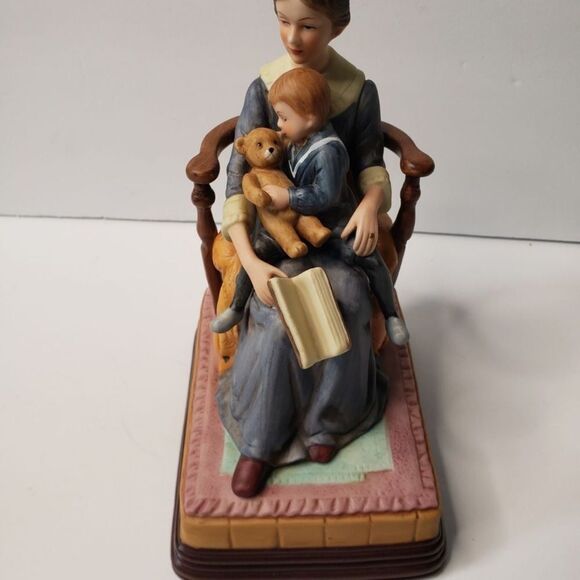 Norman Rockwell 1985 Music Box "Bed Time" - Picture 3 of 8